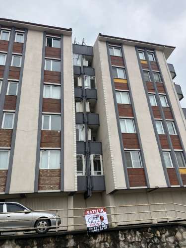 SERDİVAN MAVİ DURAK YAKINI AYKENT SİTESİNDE SATILIK 3+1 DAİRE