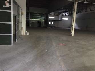 ANTALYA VARSAK`DA  RUHSATLI 1.200 M2 KİRALIK DEPO