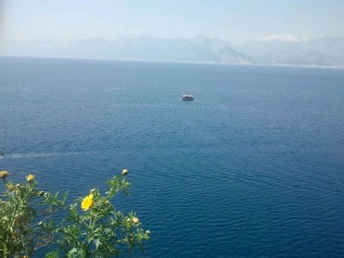 Antalya Serik Boğazak Mevkiinde Denize Sıfır YATIRIMLIK ARSA 