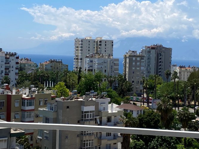 ANTALYA MURATPAŞA DEMİRCİKARA DENİZ MANZARALI DENİZE YAKIN SATILIK 3+1 ASANSÖRLÜ DAİRE 