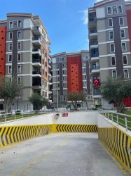 ANTALYA KONYAALTI UNCALI SİTE İÇİNDE 3+1 AYRI MUTFAKLI KAPALI OTOPARK HAVUZ GÜVELİKLİ EBEVEYN BANYOLU LÜKS SATILIK REZİDANCE ARA KAT DAİRE