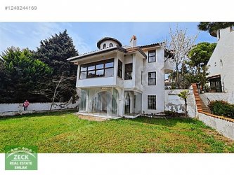 Beyazköy Sitesinde Satılık Deniz Manzaralı Tam Müstakil Villa