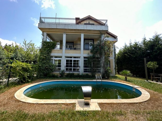 Emlak34`den Çatalca Kabakça Mah. Satılık Çok Özel Villa