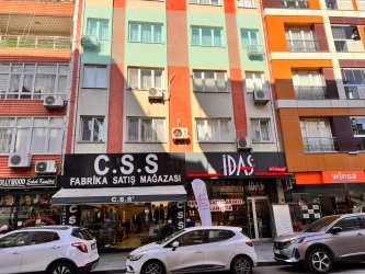 Zeytinburnu Nuri Paşa`da Cadde Üzeri Satılık Daire
