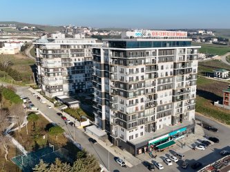 BÜYÜKÇEKMECE KUMBURGAZ`DA 212 SEA PALM DA SATILIK 2+1 DAİRE