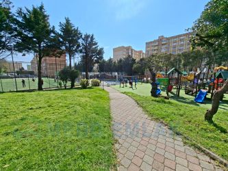 Istanbul Beylikdüzü İhlas Marmara Evleri 2nd Part: 3+1 Family Apartment with Sea View and Secure Tunnel Form Structure