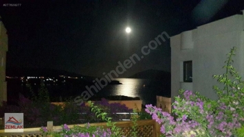 ZEMLAK`TAN BİTEZ`DE DENİZE SIFIR SİTEDE DENİZ MANZARALI DAİRE