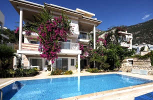 THREE BEDROOM DUPLEX APARTMENT FOR SALE IN KALKAN