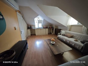 Mecidiyeköyde Genç 3 Katlı Binada Kısmi Eşyalı Lüks Daire