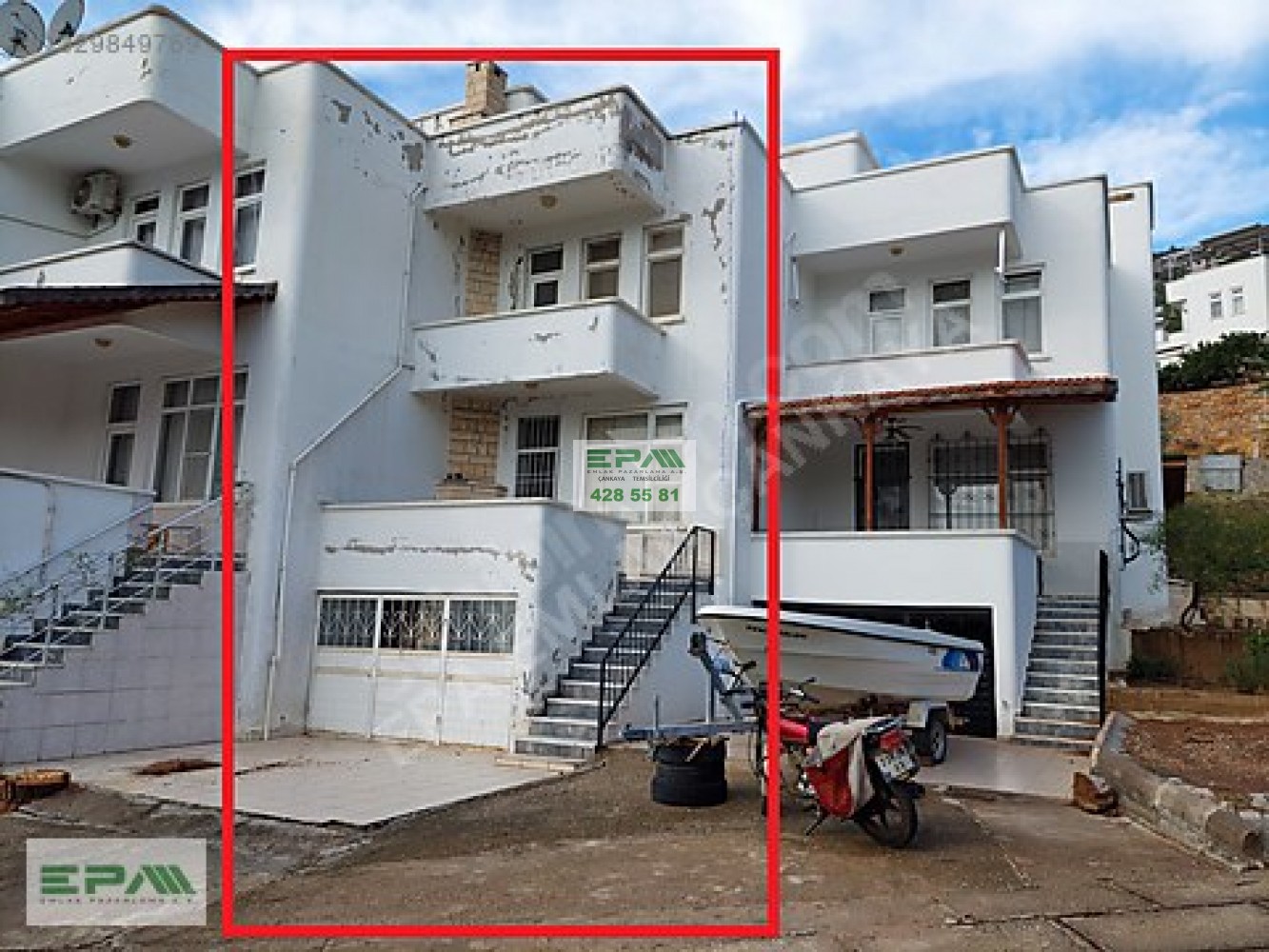 MERSİN SİLİFKE MAVİKENT SİTESİNDE ORMAN VE DENİZ MANZARALI VİLLA