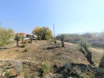 KUŞADASI DAVUTLAR SAHİLİNDE 437 M2 MÜSTAKİL VİLLA YAPIMINA UYGUN