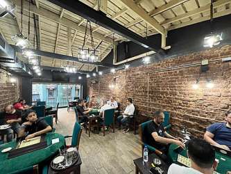 Karaköyün en işlek yerinde devren kiralık dükkan