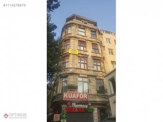 KARAKÖY MEYDANDA DENİZ MANZARALI SATILIK KÖŞE OFİS BÜRO