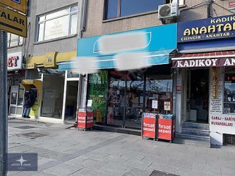 Kadıköy ün Kalbinde Kurumsal Kiracılı Satılık Dükkan
