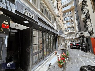 8 KATLI 8 SUİT ODALI HOTEL FOR SALE IN CITY CENTER KARAKÖY