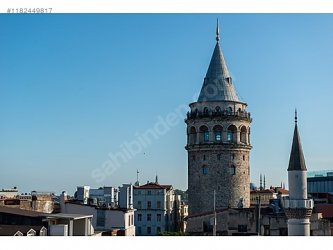 GALATADA TARİHİ BİNADA BOĞAZ MANZARALI DUBLEKS DAİRE