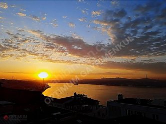 TAKSİM GÜMÜŞSUYU PANAROMİK BOĞAZ MANZARALI TERASLI SATILIK DAİRE