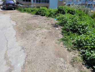 KUŞADASI MERKEZDE SATILIK 3 KAT İMARLI ARSA