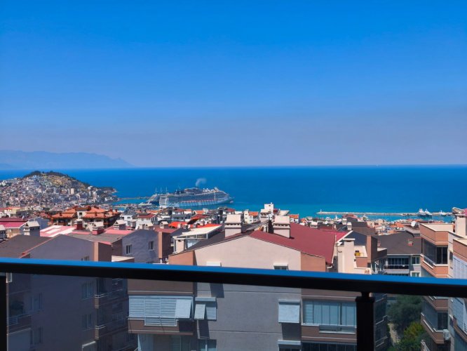KUŞADASI EGE MAHALLESİNDE DENİZ MANZARALI SATILIK 3+1 DAİRE