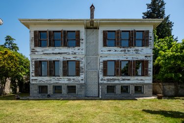 BEYKOZ`DA KİRALIK YALI