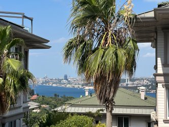 ÇENGELKÖY SULTAN MAKAMI SİTESİNDE KISMİ MANZARALI BAHÇE DUBLEKSİ