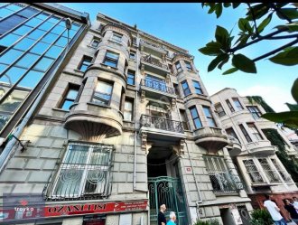 KADIKÖY YELDEĞİRMENİNDE 4+1 SATILIK DAİRE TROYKADAN