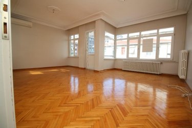 KADIKÖY ERENKÖYDE 2+1  KİRALIK DAİRE TROYKADAN