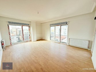 KADIKÖY GÖZTEPEDE KAPANMAZ DENİZ MANZARALI 3+1 SATILIK DAİRE TROYKADAN