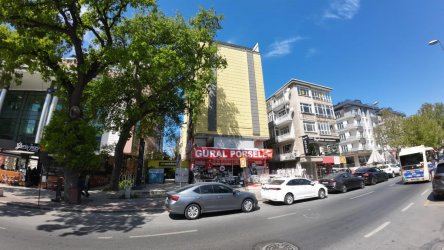 BAKIRKÖY İNCİRLİDE TİCARİ BİNA KOMPLE SATILIK OFİSLER