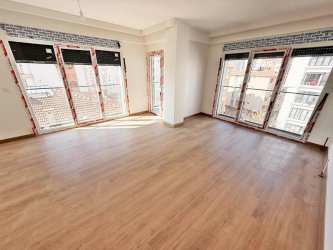 KADIKÖY KOZYATAĞINDA 2+1 SATILIK DAİRE TROYKADAN
