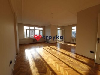 KADIKÖY SUADİYE AYŞE KADINDA 3+1 SATILIK DAİRE TROYKADAN
