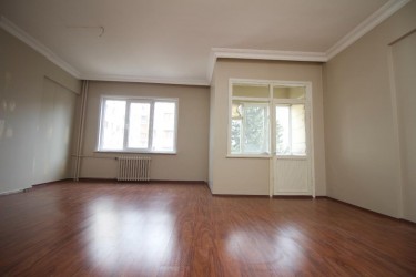KADIKÖY KOZYATAĞI MAHALLESİNDE 3+1 SATILIK DAİRE TROYKADAN
