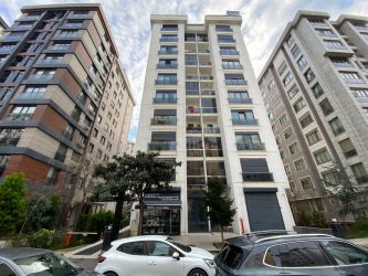 KADIKÖY SUADİYEDE 3+1 KİRALIK DAİRE TROYKADAN