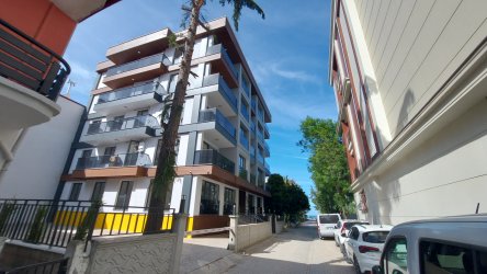 ATAKUM SAHİLİNDE İŞ YERİNE KİRALIK 3+1 YÜKSEK GİRİŞ DAİRE