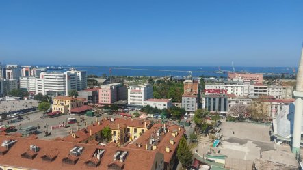 PANORAMİK DENİZ MANZARASI,62m2 ŞÖMİNELİ SALON,AYRI MUTFAKLI 1+1