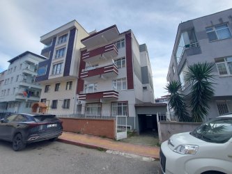 ŞEHRİN KALBİNDE,MÜSTAKİL EV KEYFİNDE SATILIK 3+1 KATTA TEK DAİRE