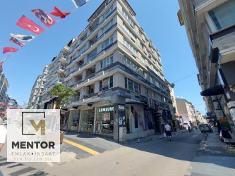 ÇİFTLİK CADDESİNE CEPHE, İŞ YERİNE KİRALIK 1. KAT KÖŞE DAİRE
