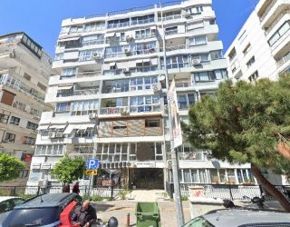 İzmir İnönü Caddesinde, 2+1, 2.Katta, Deniz Manzaralı