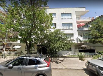 Çankaya Dede Korkut ta, Giriş Katta Bahçeli Ofis