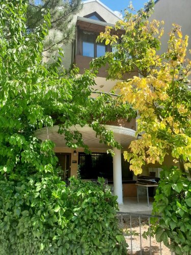 Çayyolu Altın Terazi Sitesinde, 3+2, Bahçeli Forleks Villa