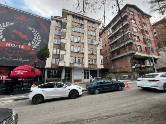 Kızılay Kocatepe Yakını, Full Yapılı, 3+1, Otoparklı