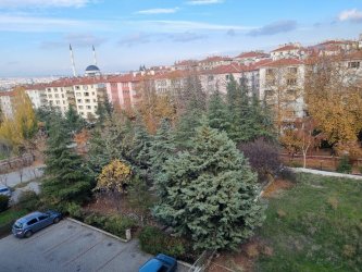 Dikmen Ahmet Haşim Sk, Öveçler Vadisi Yanı, Geniş Otoparklı 3+1