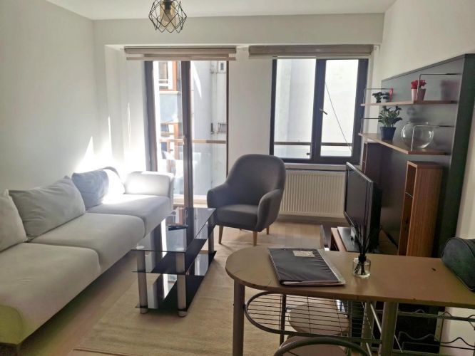 Gopta Merkezi Konumda, Jale Tezer Koleji Yakını, Mobilyalı 1+1