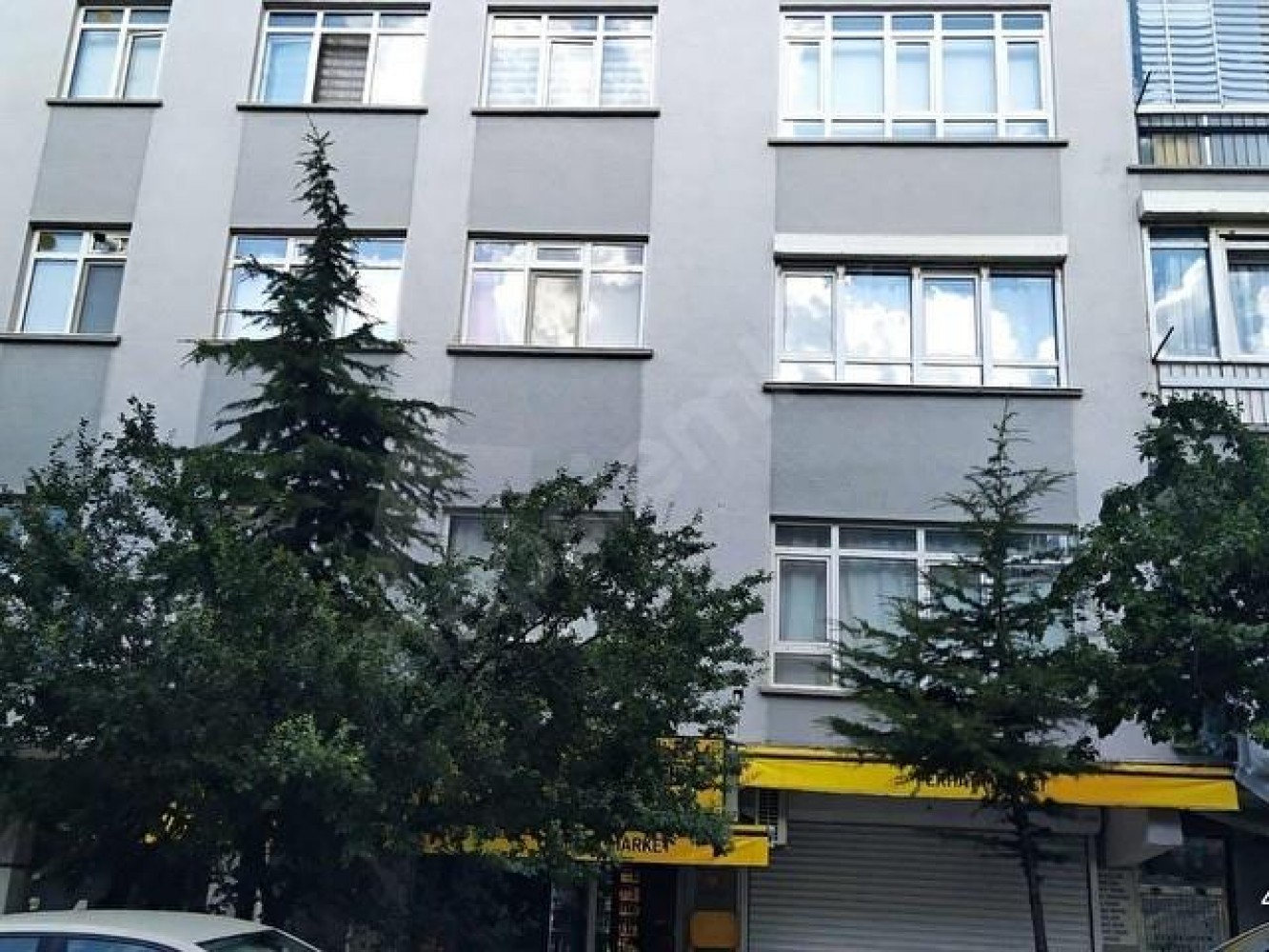 Çankaya Çetin Emeç Yakını, Dikmen caddesi Paraleli 3+1 Ara kat