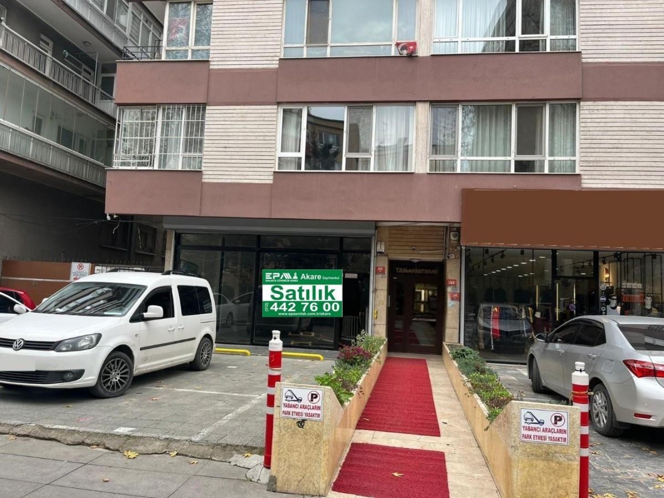 GMK Bulvarında, Oyak Genel Müdürlüğü Karşısı, Showroom Mağaza