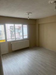 Balçovada Ana Cadde Üzerinde Kiralık Daire