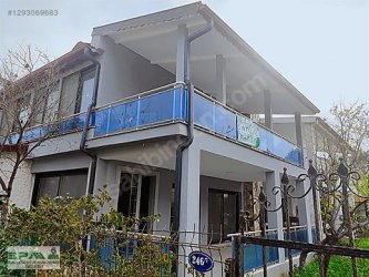 Urlada Muhteşem Konumda 4+1 Villa