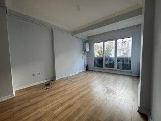 MALTEPE ALTINTEPE MAH. 2+1 BRÜT 80 M2 IŞIK ALAN FERAH ARA KAT KİRALIK DAİRE