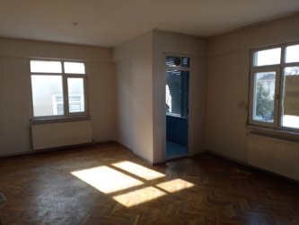 ACİL YÖRÜK`TEN  KARTAL ORTACA`DA 2+1 90M2 KİRALIK DAİRE 