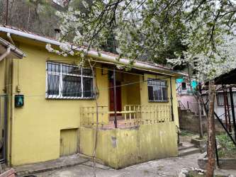 BİR GAYRİMENKUL`DEN 236m2 ARSA İÇİNDE TEK KATLI MUSTAKİL EV